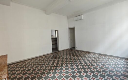 Appartement P3 à NIMES