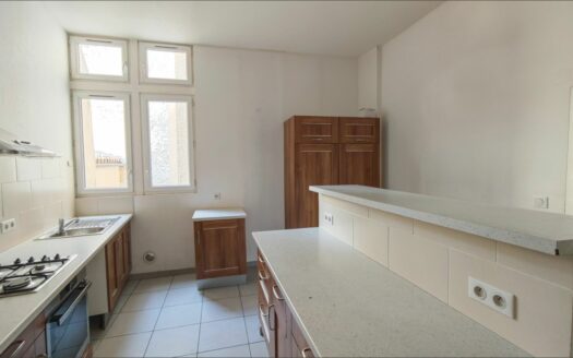 Appartement P3 à NIMES