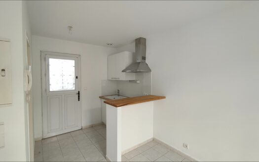 Appartement P2 à NIMES