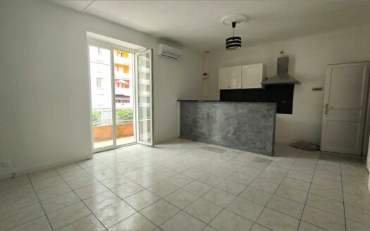 Appartement P2 à NIMES