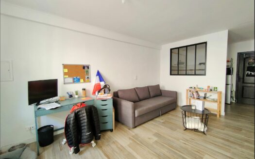 Appartement meublé à NIMES