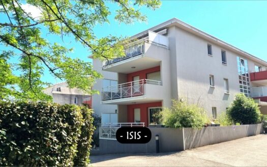– ISIS – Appartement P2 à NIMES