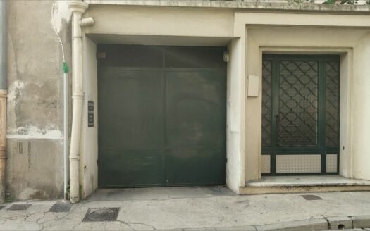 Stationnement à NIMES