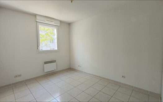 Une photo d'un appartement de 2 pièces