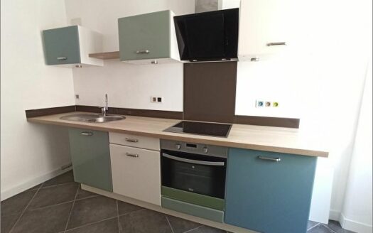 – BRAVIO – Appartement P2 à NIMES