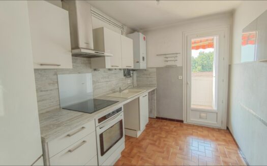– ROMA – Appartement P4 à NIMES