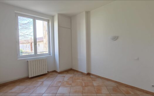 – HALDA – Appartement P2 à NIMES