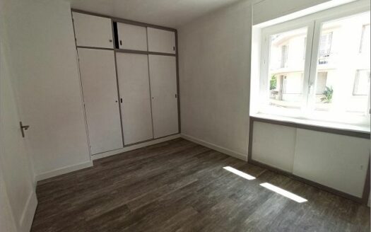 – BRAVIO – Appartement P2 à NIMES