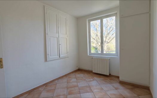 – HALDA – Appartement P2 à NIMES