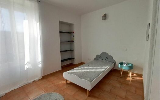 – LURAE – Appartement P3 meublé à BEZOUCE