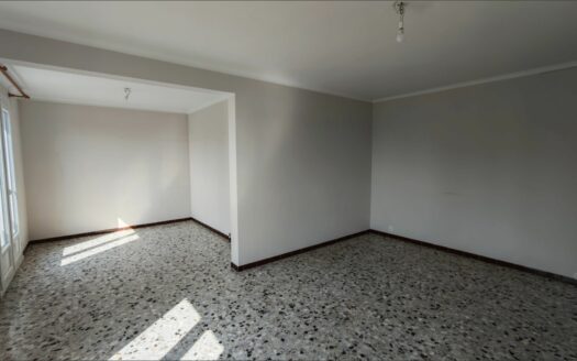 – ROMA – Appartement P4 à NIMES