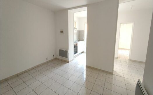 – ARELIS – Appartement P2 à NIMES