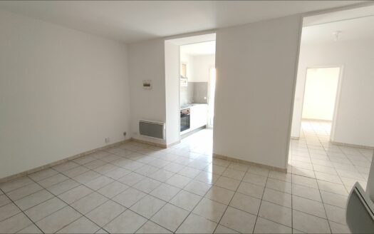 – ARELIS – Appartement P2 à NIMES