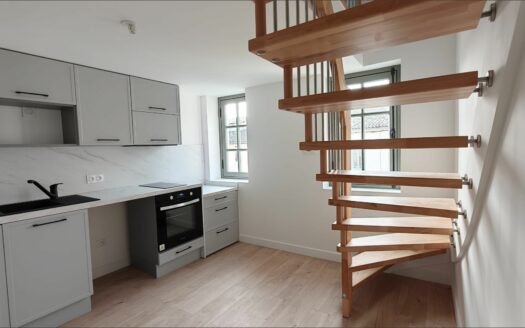 – CORALIO – Duplex P2 à NIMES