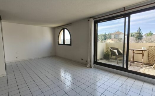 – HELIA – Duplex P5 à NIMES