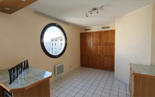 – HELIA – Duplex P5 à NIMES