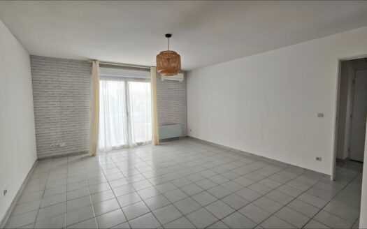 – ARVENIA – Appartement P2 à BOUILLARGUES