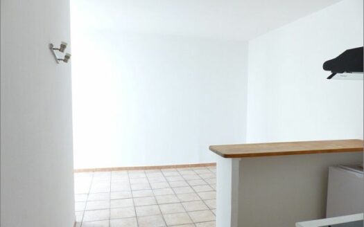– ERONIS – Appartement à NIMES
