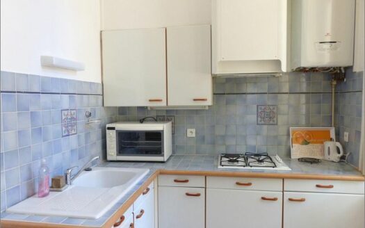 – FLORON – Appartement meublé à NIMES