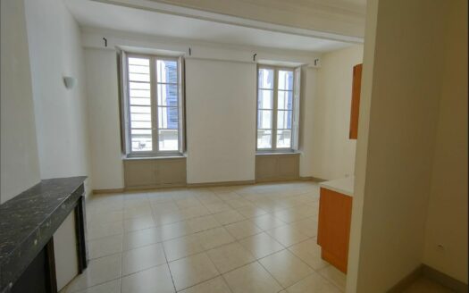 – SOLIA – Appartement P2 à NIMES
