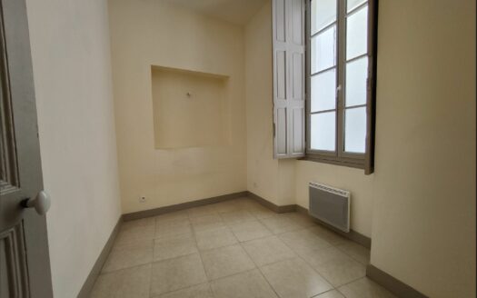– SOLIA – Appartement P2 à NIMES