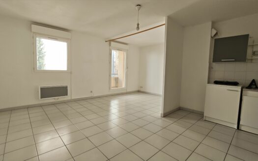 – AURELO – Appartement à NIMES
