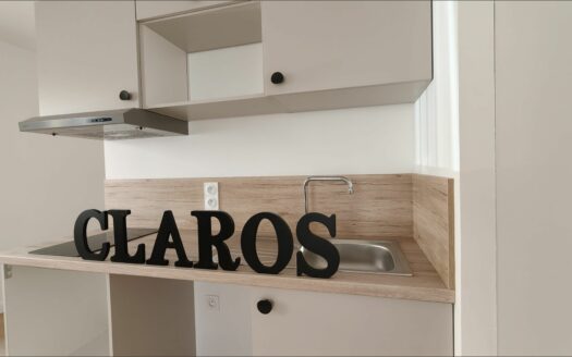 – CLAROS – Studio à NIMES
