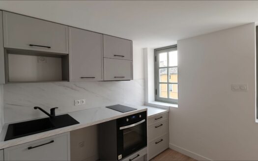 – CORALIO – Duplex P2 à NIMES