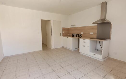 – NIVIS – Maison P2 à BEZOUCE