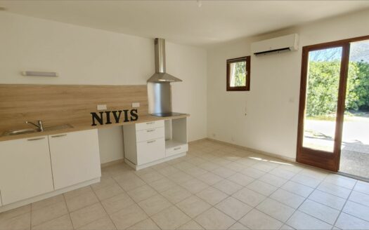 – NIVIS – Maison P2 à BEZOUCE