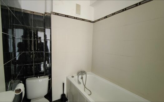 – ASTRIO – Appartement à NIMES