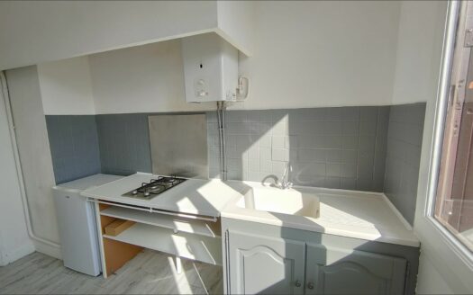 – ASTRIO – Appartement à NIMES