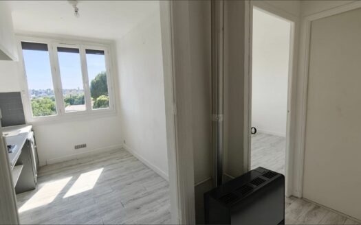– ASTRIO – Appartement à NIMES