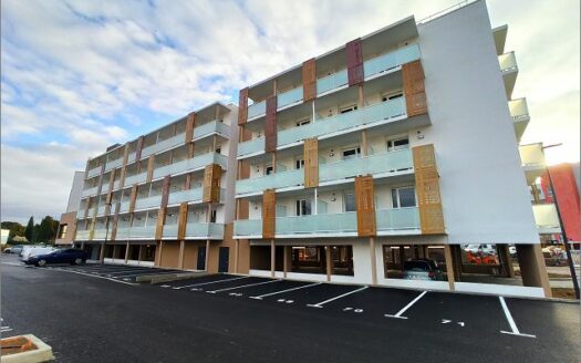 – TRAVI – Appartement à NIMES
