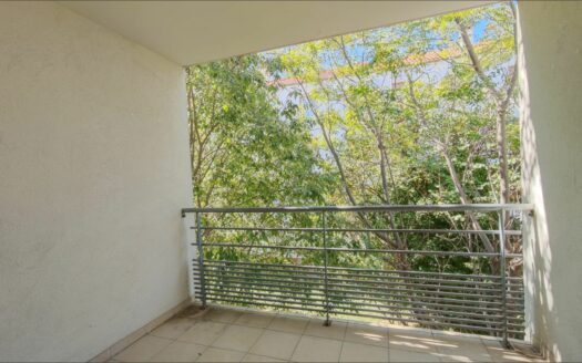 – NUMA – Appartement P2 à NIMES