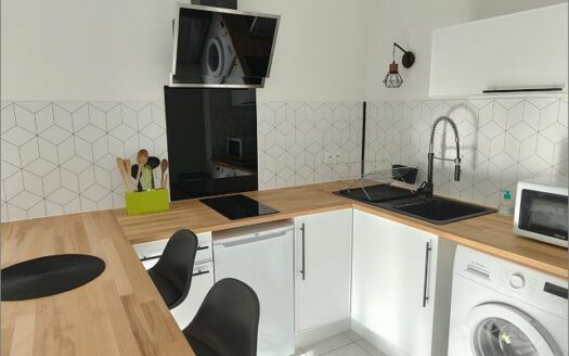– ELISIO – Appartement meublé à NIMES