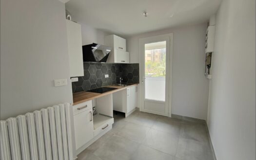 – BELLOR – Appartement P3 à NIMES