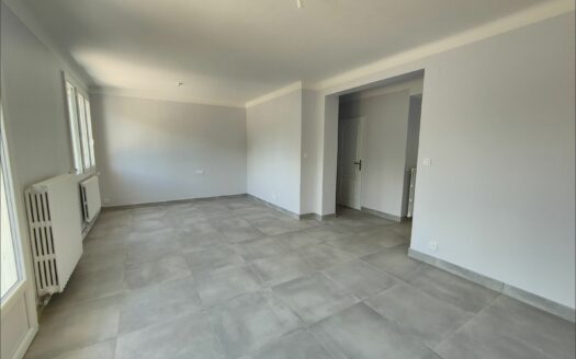 – BELLOR – Appartement P3 à NIMES