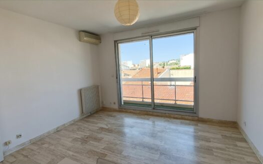 – CALEDRA – Appartement P2 à NIMES