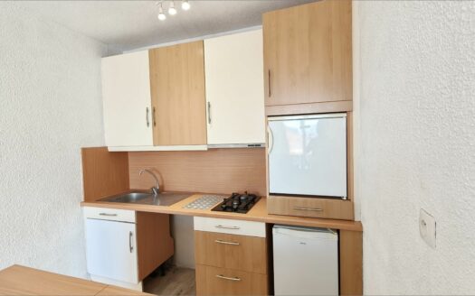 – OSTENIA – Appartement P2 à NIMES
