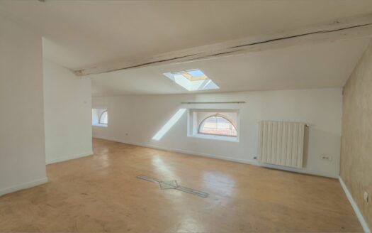 – LOFTY – Loft à NIMES
