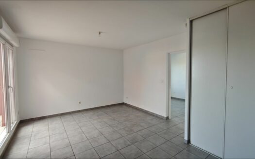 – ILENIO – Appartement P2 à NIMES
