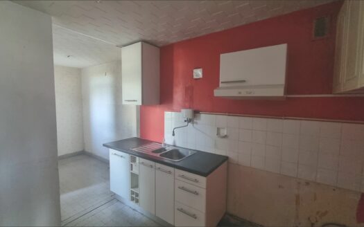 – LUCERIO – Appartement P5 à NIMES