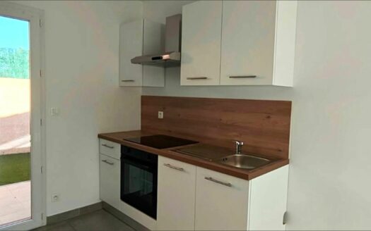 – MELERIA – Maison P3 à SAINT GERVASY